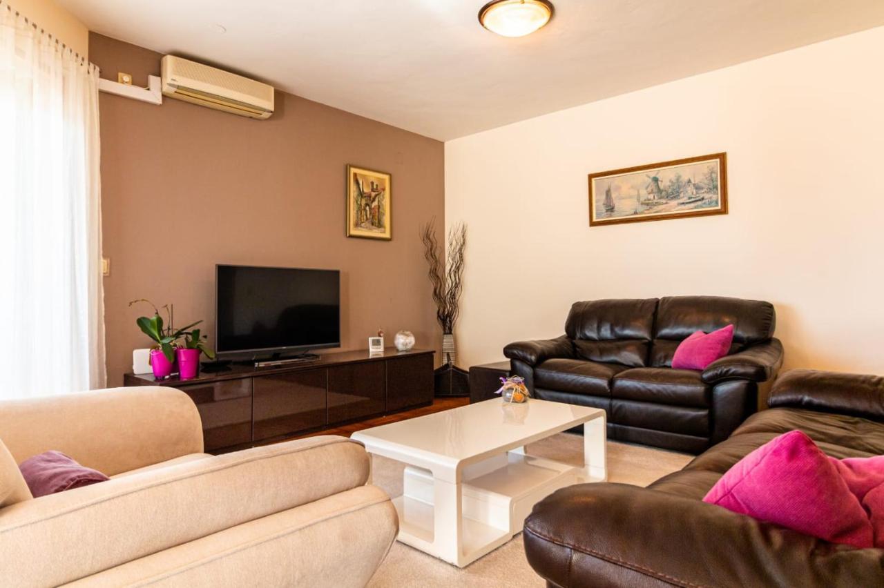Apartment Escape Kastela Dış mekan fotoğraf